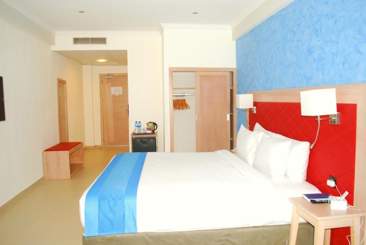 Best Western Plus Serene Atlantic Hotel Sekondi-Takoradi Buitenkant foto