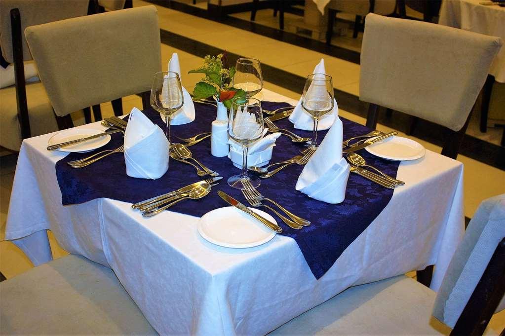 Best Western Plus Serene Atlantic Hotel Sekondi-Takoradi Restaurant foto
