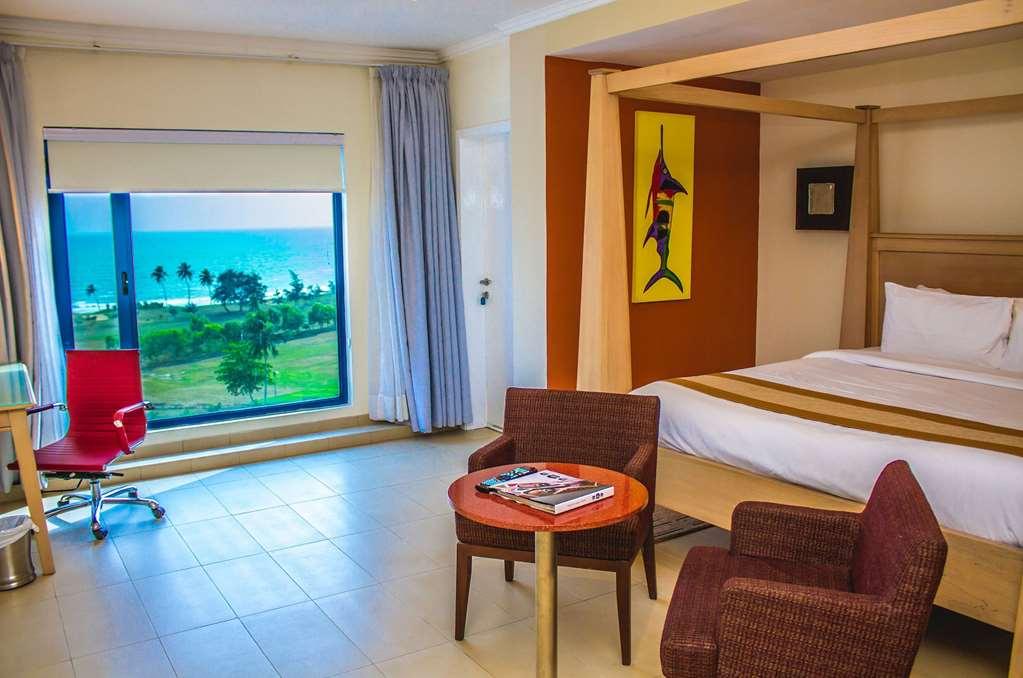 Best Western Plus Serene Atlantic Hotel Sekondi-Takoradi Kamer foto