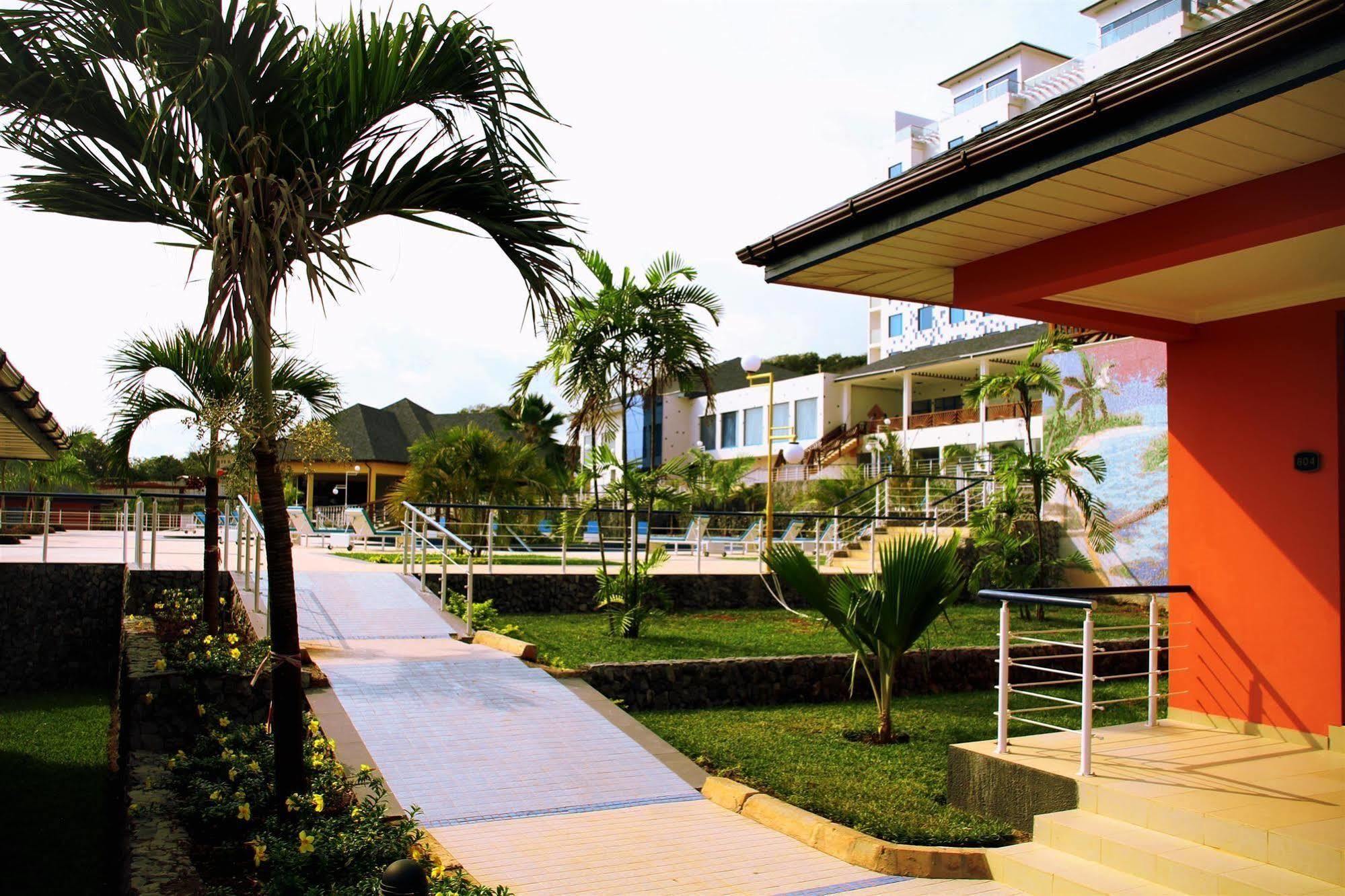Best Western Plus Serene Atlantic Hotel Sekondi-Takoradi Buitenkant foto